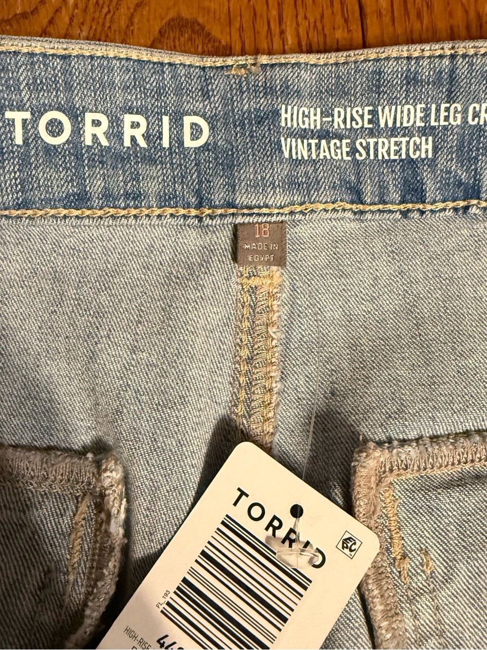 Torrid High-Rise Wide Leg Crop Light Blue Jean Sz 18 NWT - Picture 7 of 13